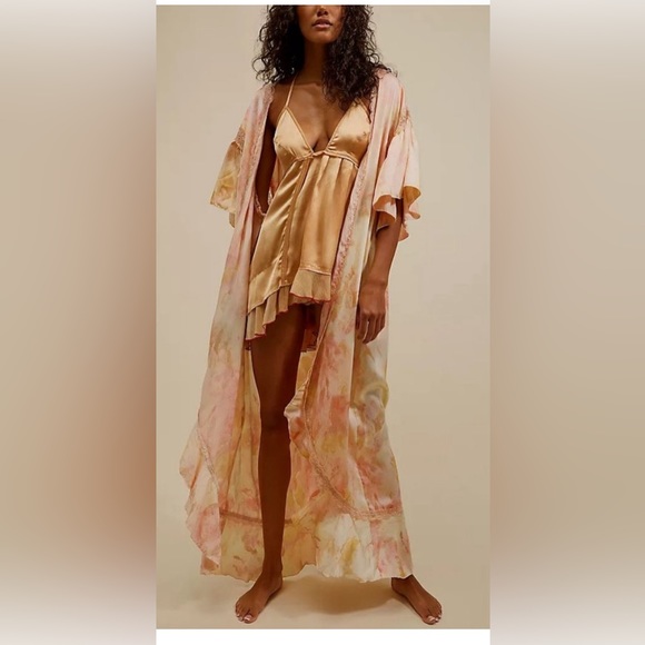 NWOT Free People Intimately Moonbeams Floral Lace Trim Sweet Combo Robe. - Picture 3 of 17